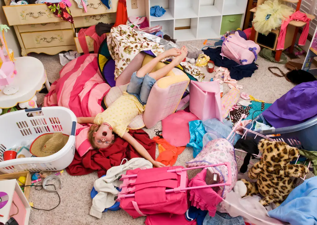 Is your kids room messy and making you overwhelmed